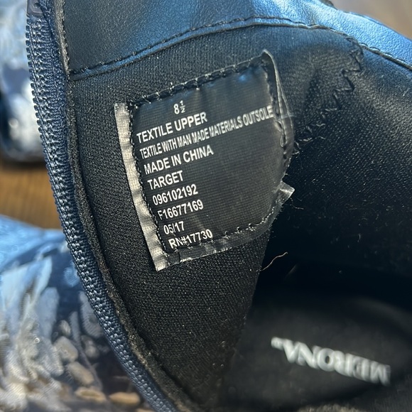 Merona blue/grey/silver short boots 8.5 - Picture 10 of 10